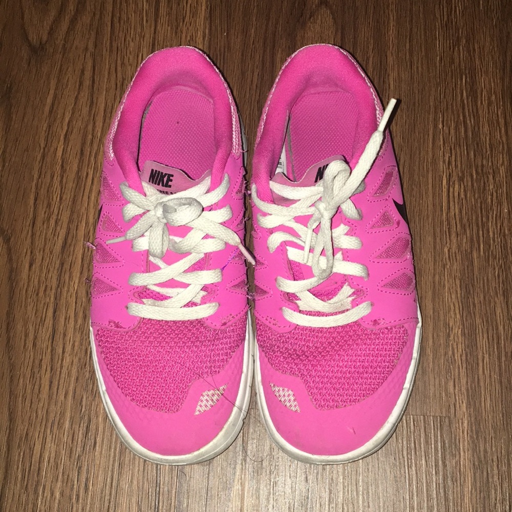 Pink Nike Free 5.0